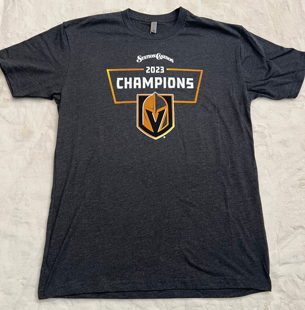 Vegas Golden Knights T Shirt Mens Large 2023 Champions Next Level NHL Tee Gray
